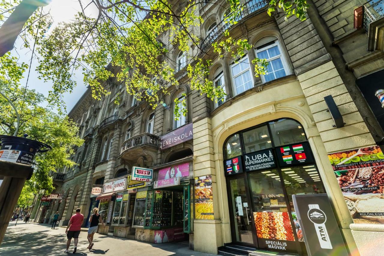 Bpr Vintage Garden Apartment With Terrace & Sauna Budapest Bagian luar foto