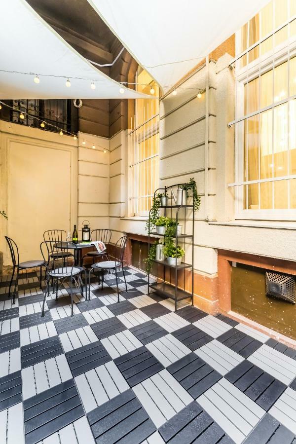Bpr Vintage Garden Apartment With Terrace & Sauna Budapest Bagian luar foto